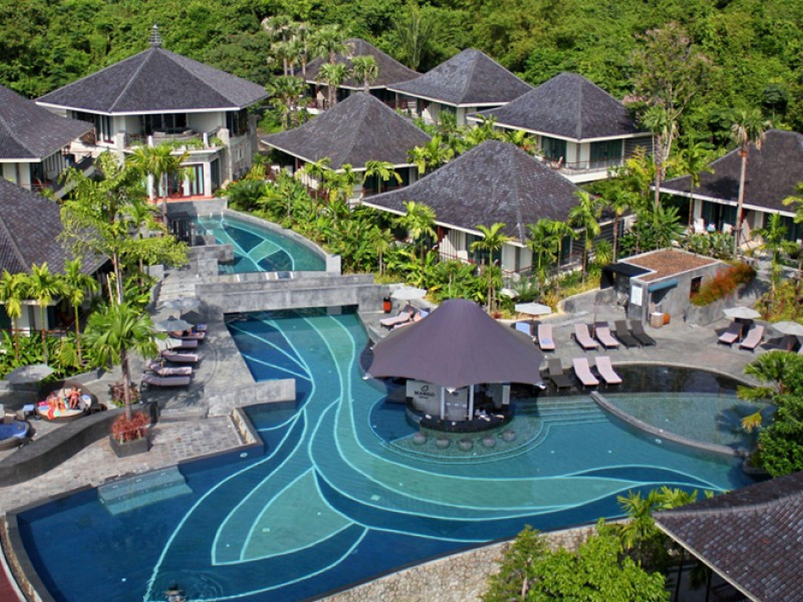 Mandarava Resort And Spa, Karon Beach Exterior photo The swimming pool at the resort