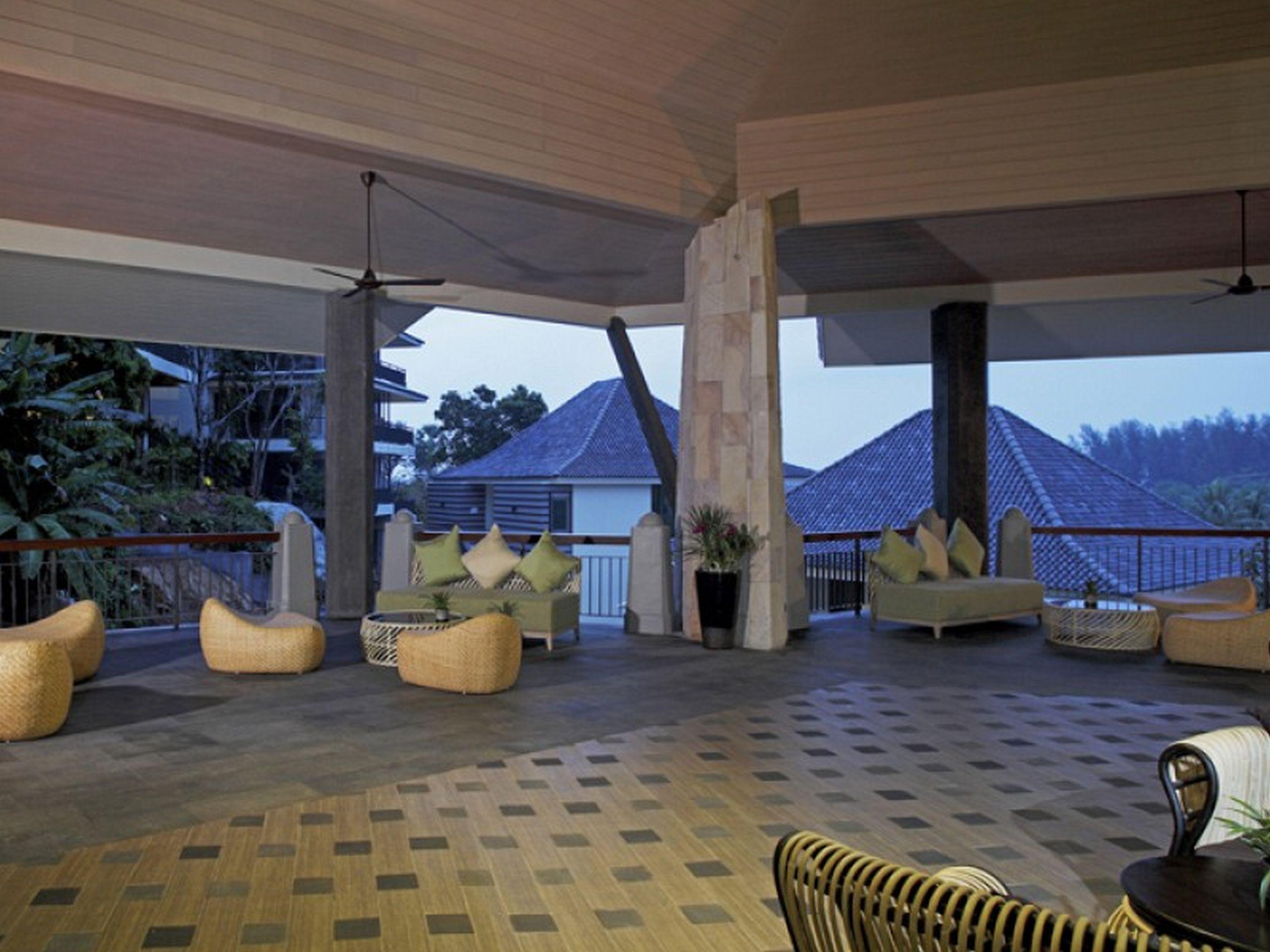 Mandarava Resort And Spa, Karon Beach Exterior photo The lobby