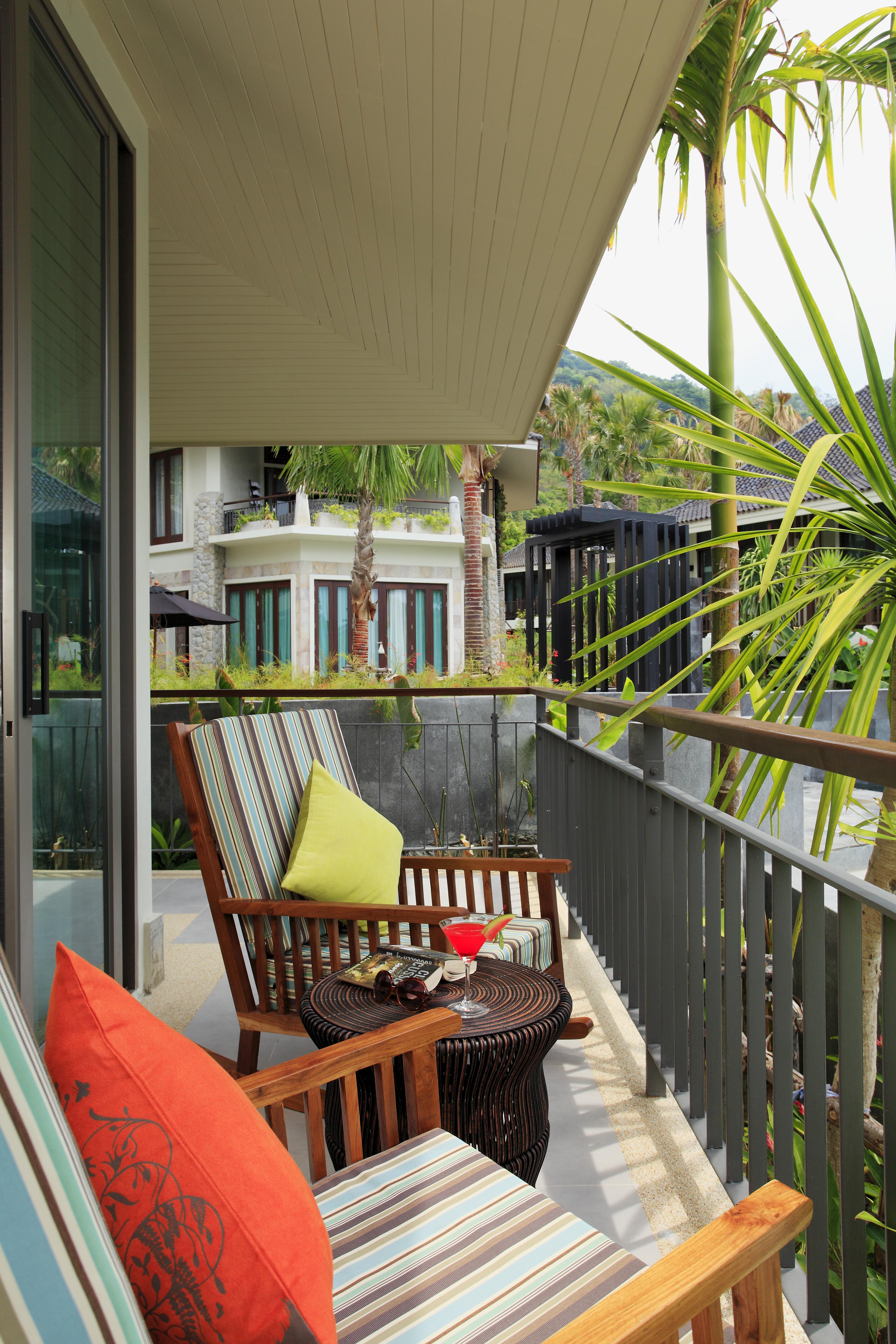 Mandarava Resort And Spa, Karon Beach Exterior photo A balcony